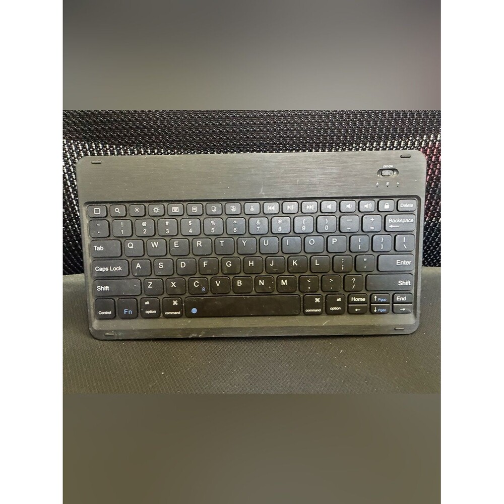 Slim Mini Wireless Bluetooth iPad Keyboard